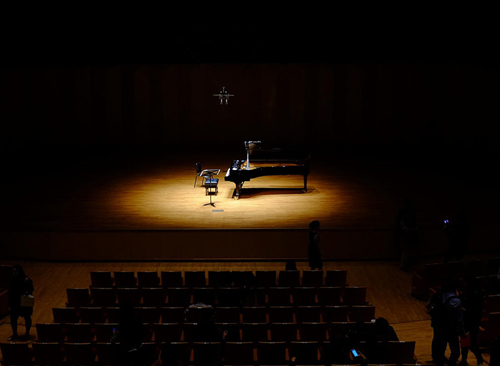 穆特国家大剧院演《四季》-维瓦尔弟钢琴曲